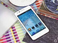 Ů����� OPPO Finder��ɫ�澩������ 