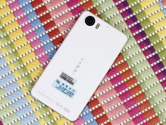 Ů����� OPPO Finder��ɫ�澩������ 