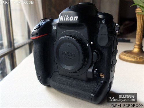 ���ͼƬ�鿴�῵D4��ϸ����