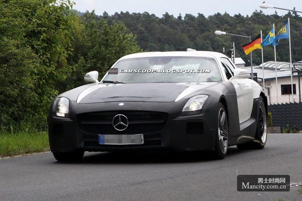 ���� SLS AMG Black Series ���¼����