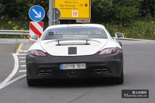 ���� SLS AMG Black Series ���¼����