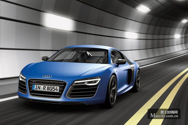 Audi���µϣ���ʽ����2013С�Ŀ�R8 �ܳ�