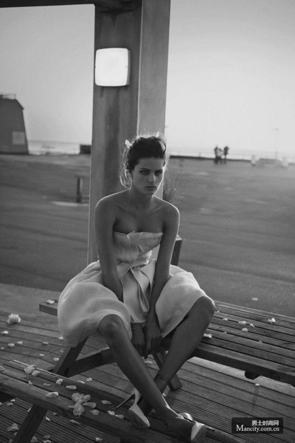 ��ģIsabeli Fontana4����־��Ƭ