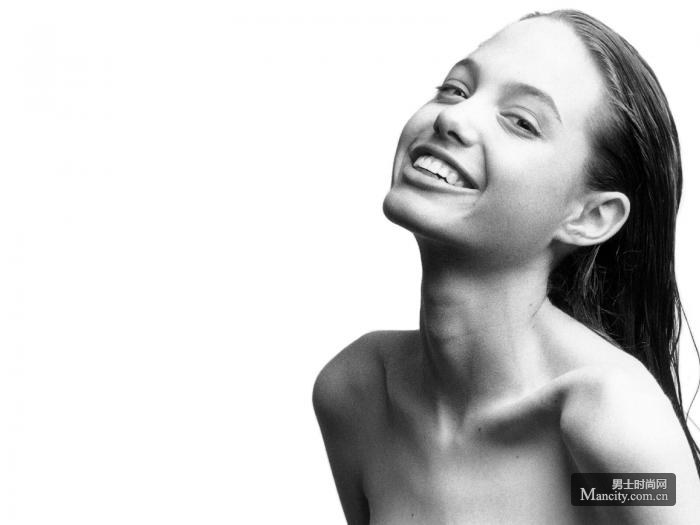 Angelina Jolie�������ȡ���������д��