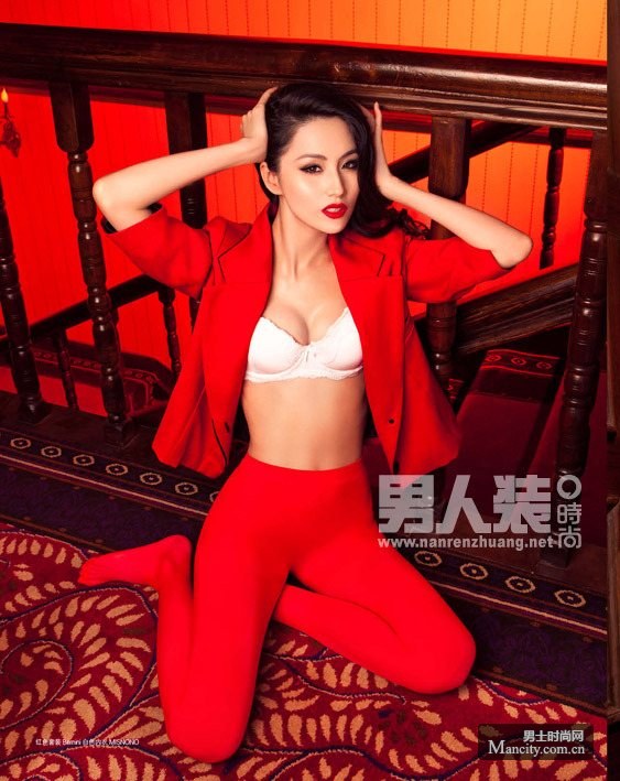 ����ǡ�����װ������ լ��Ů�����Ͼ�